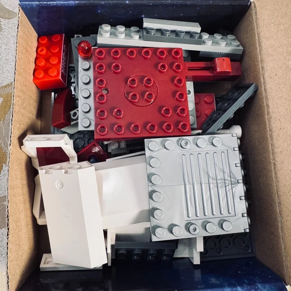 KRE-O Star Trek Space Dive A3138 Light Tech Building Set w/ Box Preowned Untest